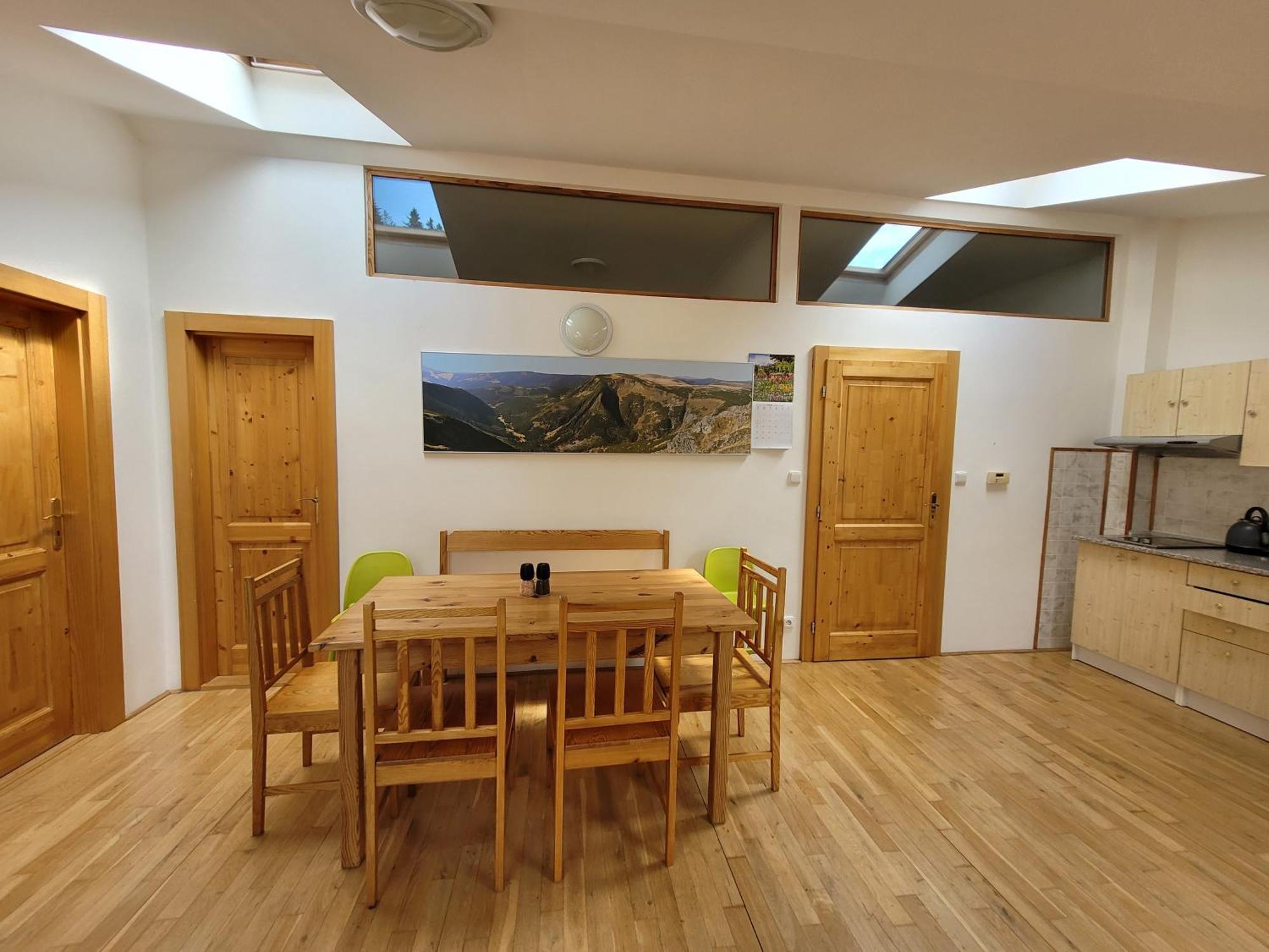 Pod Strechou Apartment Svoboda nad Upou Bagian luar foto